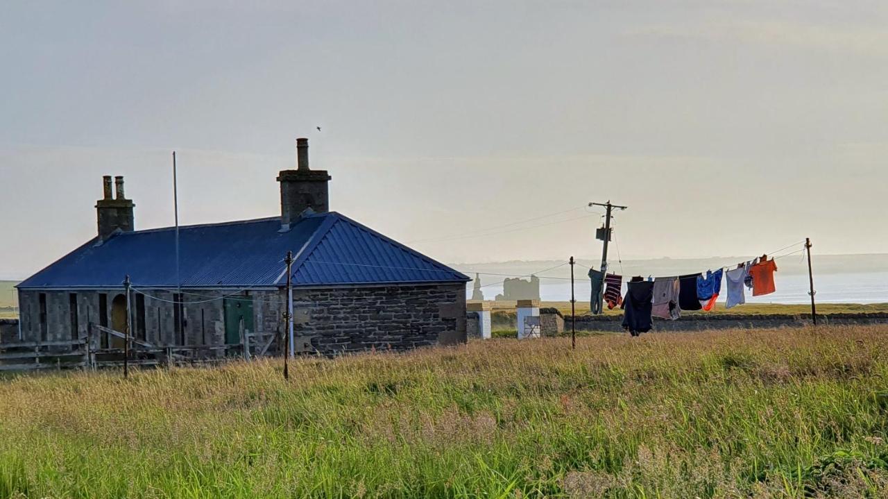 Self-Catering Lighthouse Keeper'S Cottage On The Nc500 วิค ภายนอก รูปภาพ