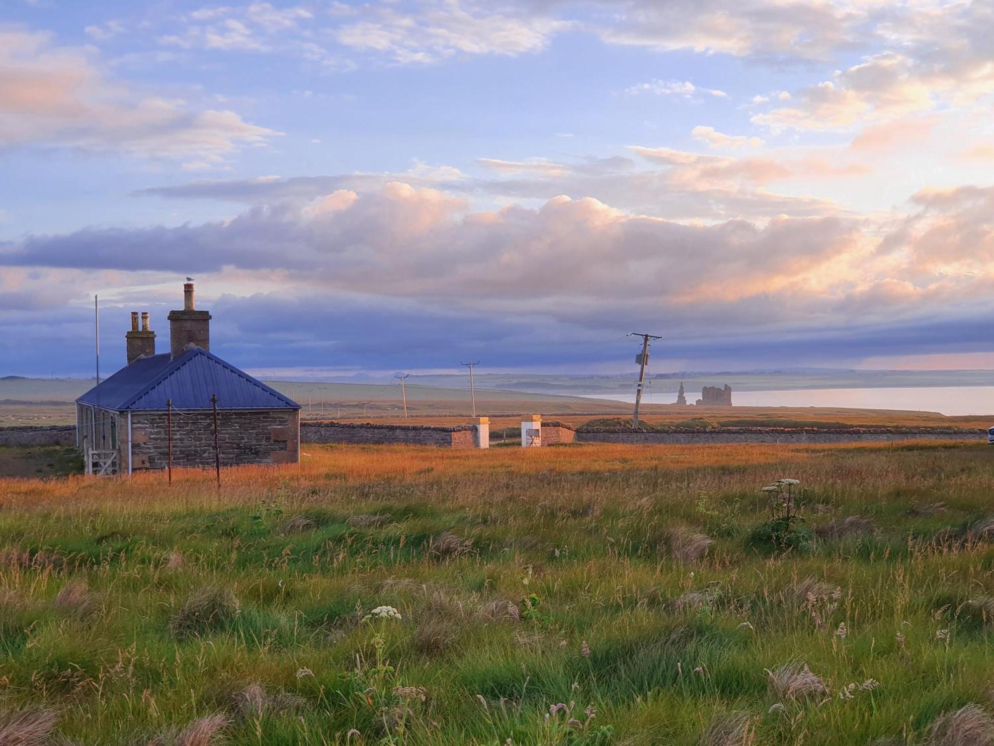 Self-Catering Lighthouse Keeper'S Cottage On The Nc500 วิค ภายนอก รูปภาพ