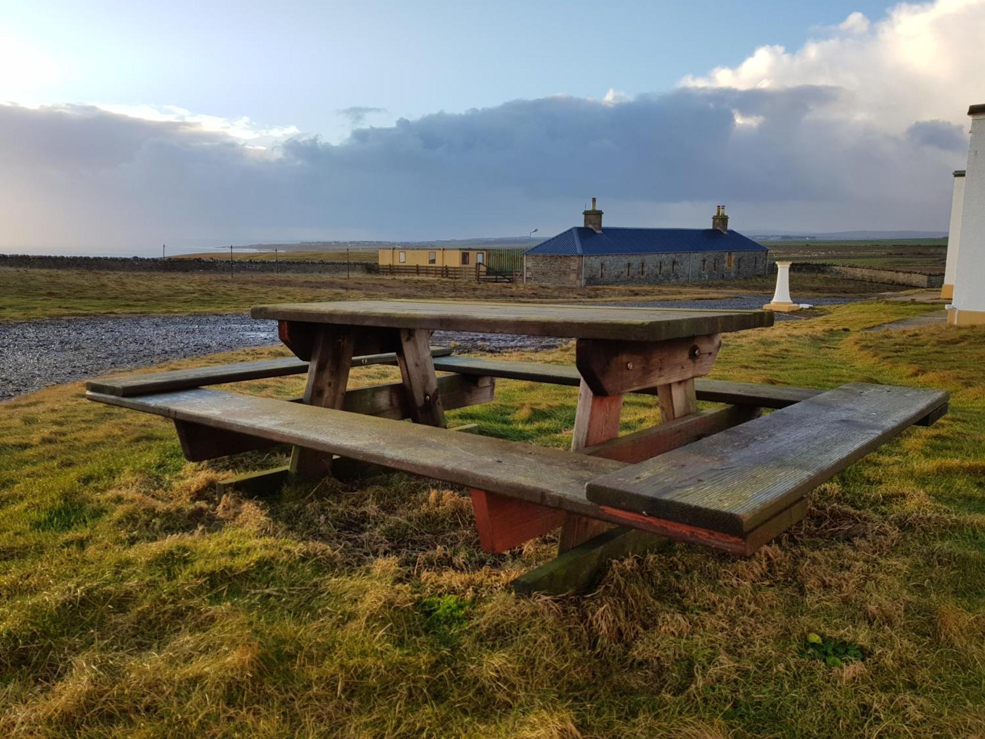 Self-Catering Lighthouse Keeper'S Cottage On The Nc500 วิค ภายนอก รูปภาพ